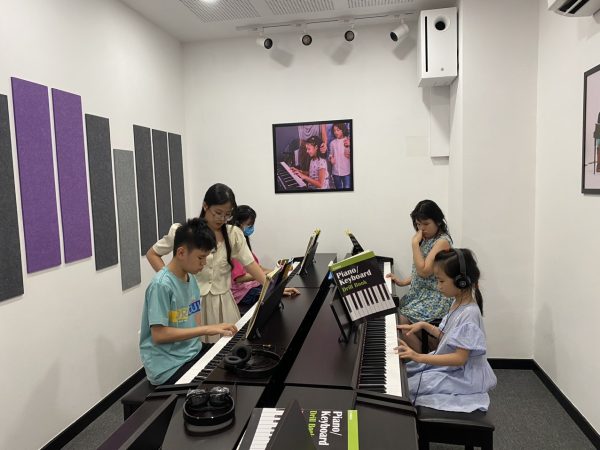 Một buổi học tại Trường âm Nhạc Yamaha Hảo VĨnh 2