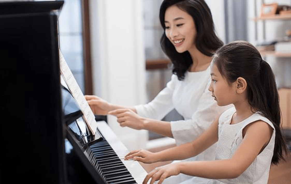 Hướng dẫn cách chọn mua đàn piano cho trẻ em