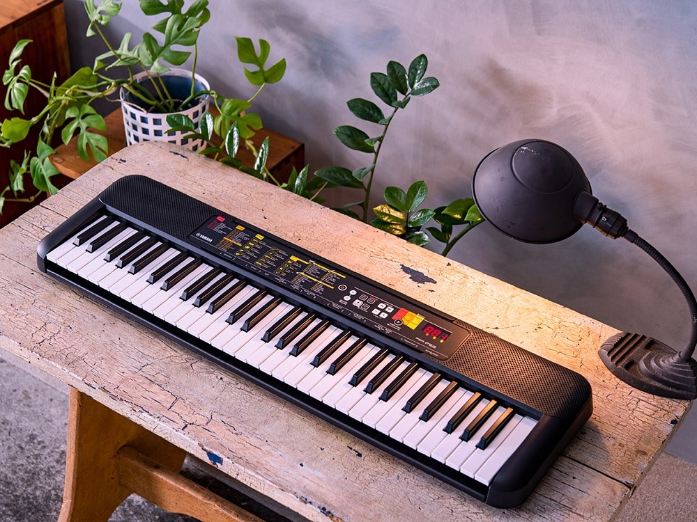 Đàn Organ Keyboard PSR-F52