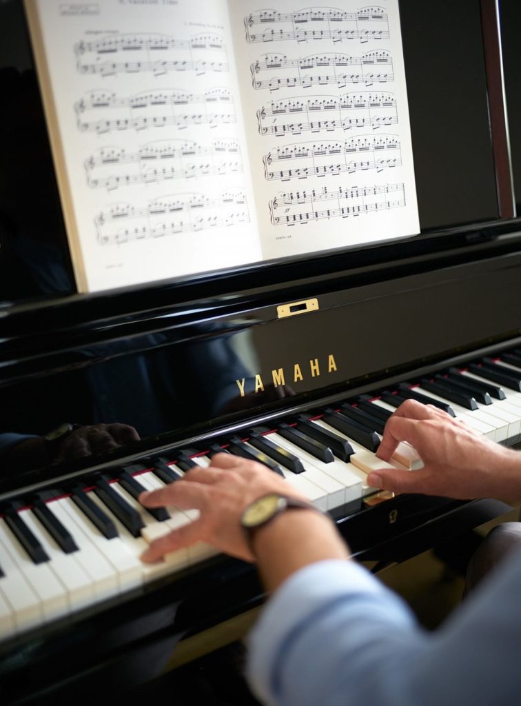 Piano Cơ Upright YUS