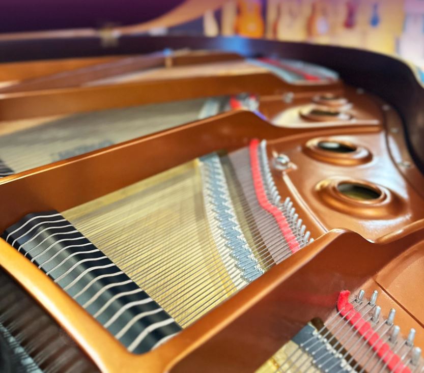 Piano Cơ Yamaha GBK1 - Bảng cộng hưởng