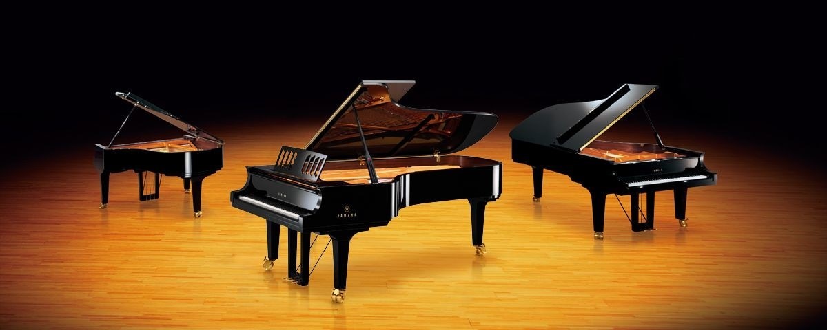 Đàn Piano Cơ Yamaha CF4 PE