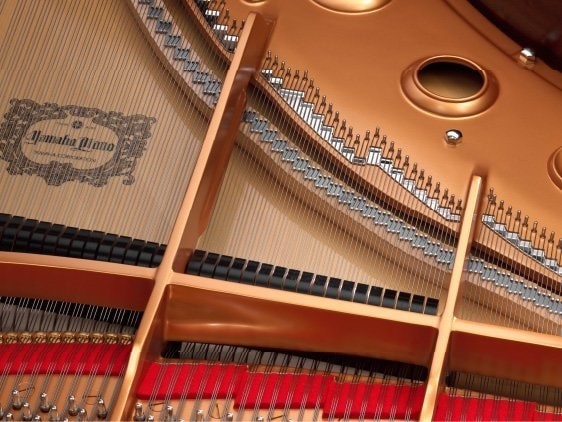 Đàn Piano Cơ Yamaha CFX PE