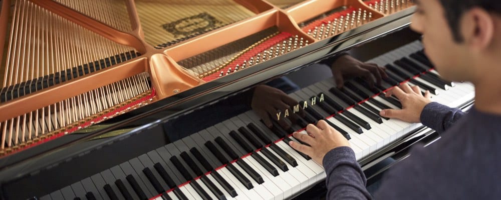 Piano Cơ Yamaha GBK1 - Bàn phím