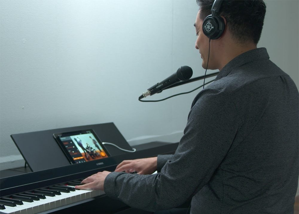 Đàn Piano Điện Yamaha P-S500 - tai nghe