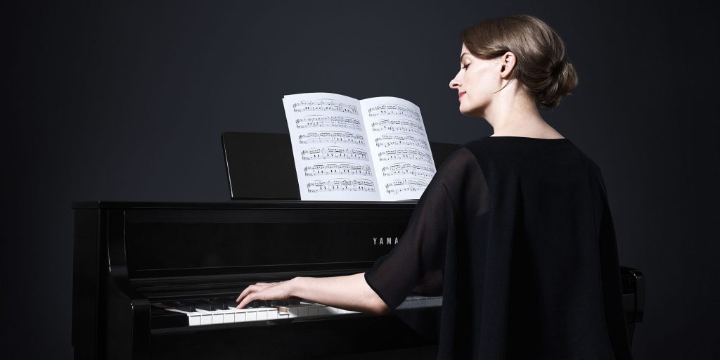 Đàn Piano Điện Yamaha CLP-885
