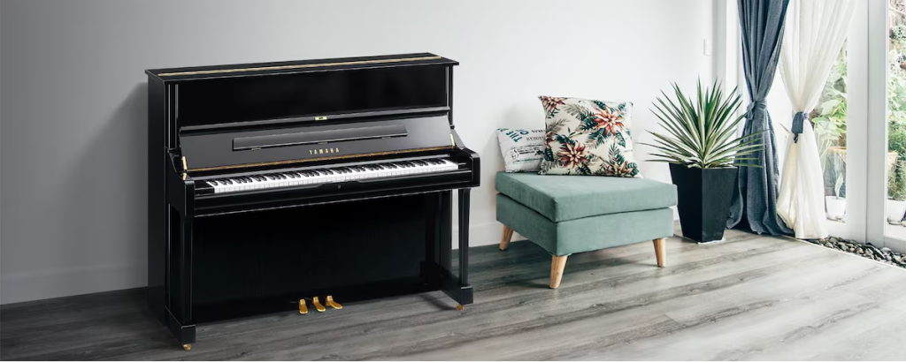 Piano cơ Yamaha U1