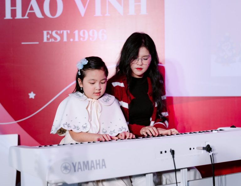 Tuyển giáo viên guitar tại Đà Nẵng 2